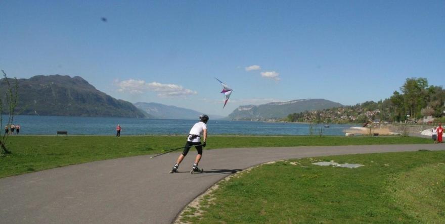 Le Lamartine, Vue Magnifique Face Au Lac Du Bourget Aix-les-Bains Luaran gambar